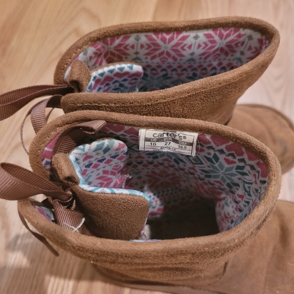 Carter's F-uggs - Picture 6 of 7